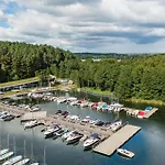 Ukiel Park 40 Przy Plazy Miejskiej - Klimatyzacja,free Parking,fv * Ольштын