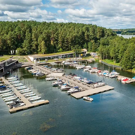 Ukiel Park 40 Przy Plazy Miejskiej - Klimatyzacja,free Parking,fv Olsztyn (Warmian-Masurian)